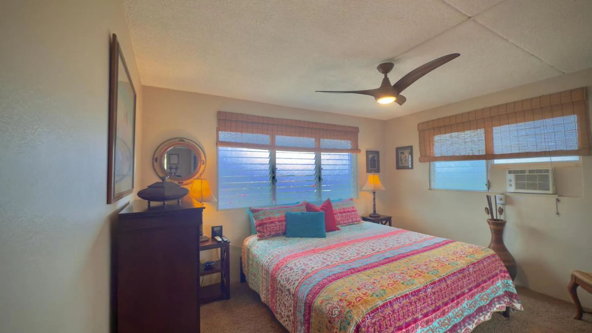 Apartment Walk To The Beach, Great And Convenient Location Lsv15 Kihei